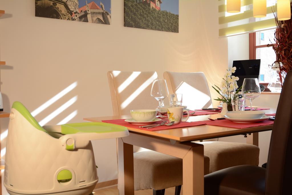Ferienwohnung Domschatz Naumburg  Rum bild
